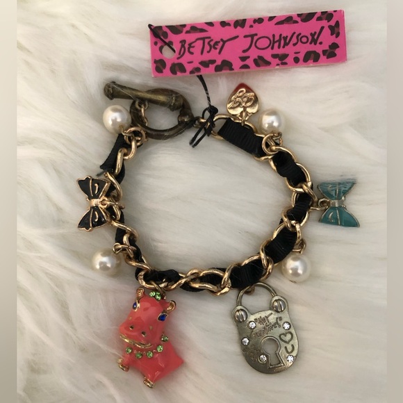 NWT Vintage Betsey Johnson Baby Hippo Pink Enamel & Rhinestones Bracelet - Picture 1 of 11